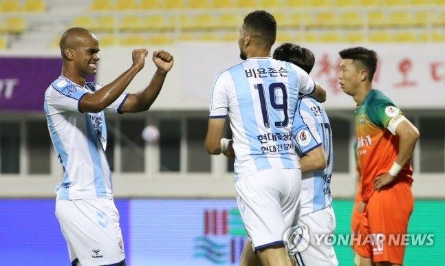 全北VS蔚山录像,看完这5个镜头,你就知道K联赛为什么这么火 全北VS蔚山录像,看完这5个镜头,你就知道K联赛为什么这么火